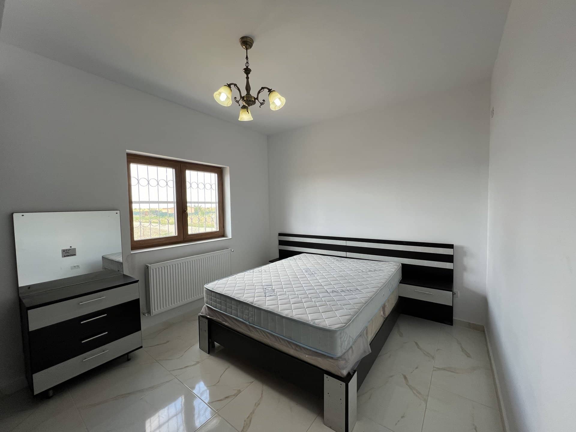 Casa 4 camere Frumusani - Orasti. 500 mp teren. — fotografia 7 din 21