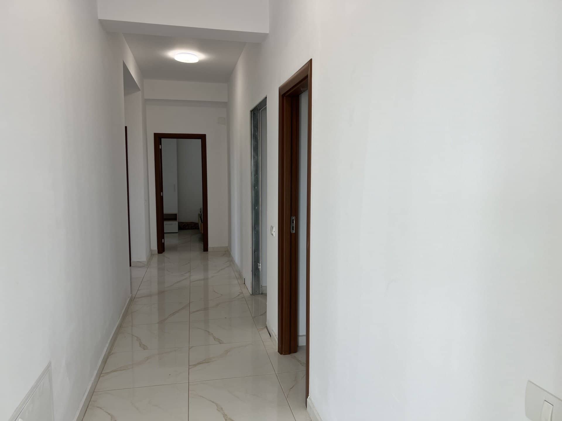 Casa 4 camere Frumusani - Orasti. 500 mp teren. — fotografia 12 din 21