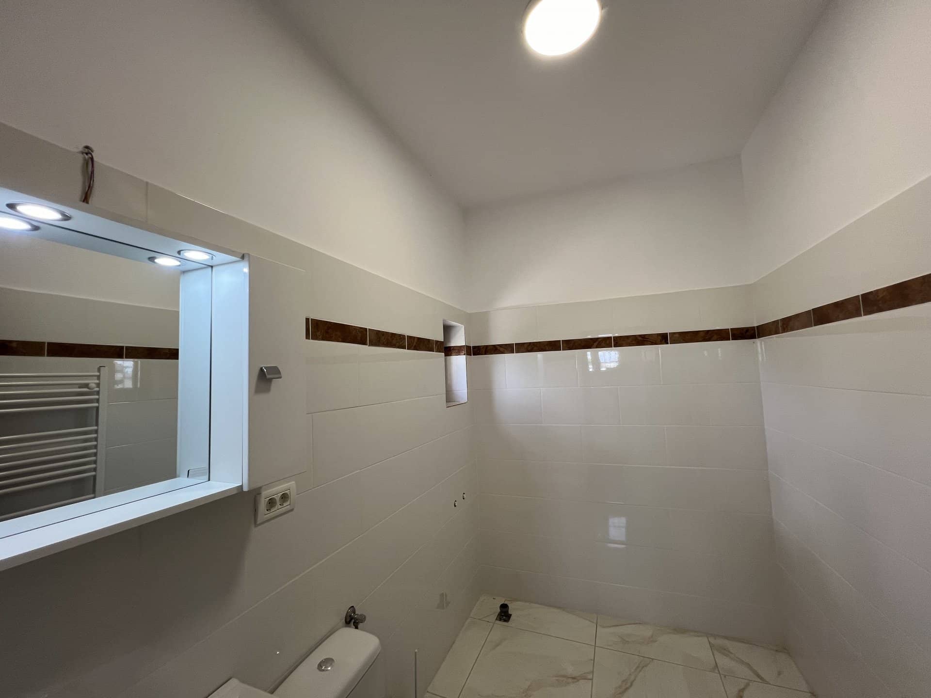 Casa 4 camere Frumusani - Orasti. 500 mp teren. — fotografia 8 din 21