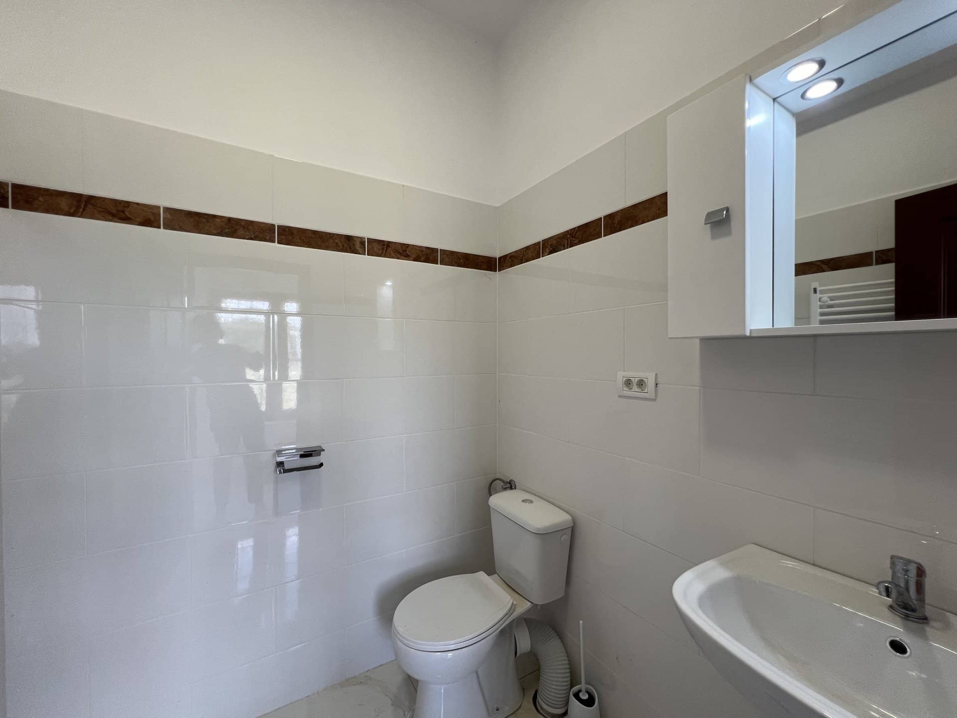 Casa 4 camere Frumusani - Orasti. 500 mp teren. — fotografia 17 din 21