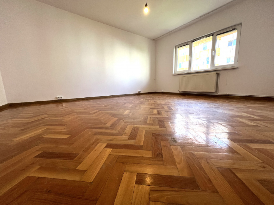 APARTAMENT 3 CAMERE – NERVA TRAIAN – CENTRALA PROPRIE