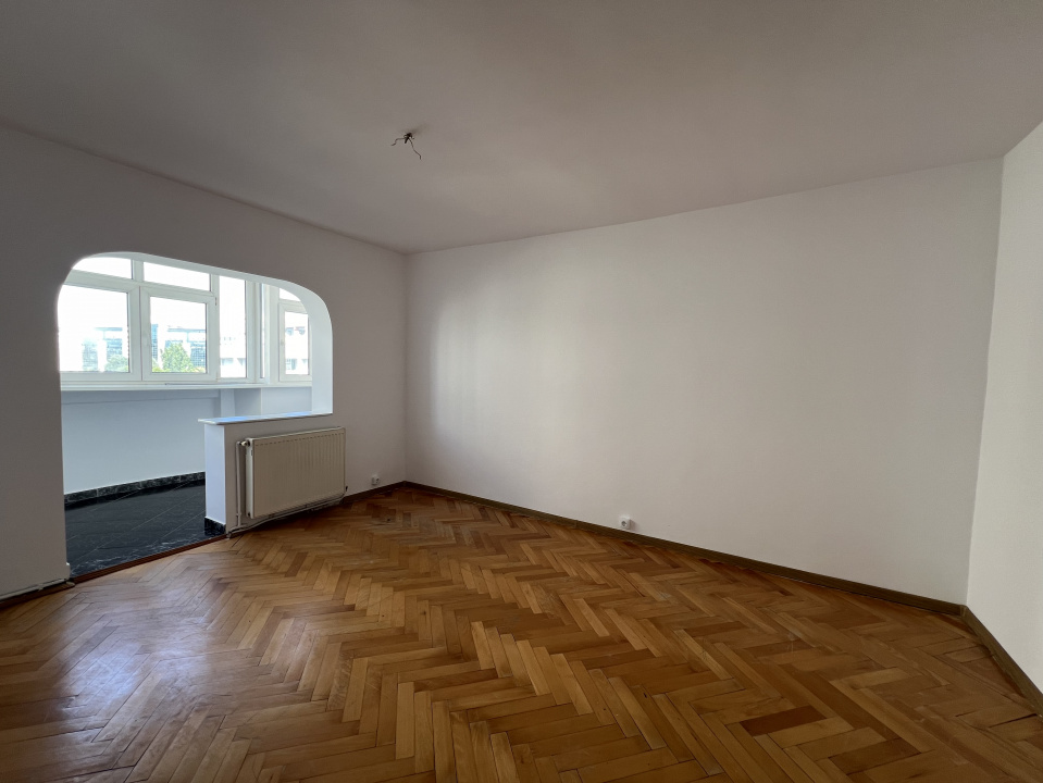 APARTAMENT 3 CAMERE – NERVA TRAIAN – CENTRALA PROPRIE