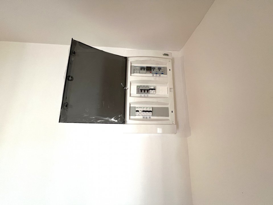 APARTAMENT 3 CAMERE – NERVA TRAIAN – CENTRALA PROPRIE