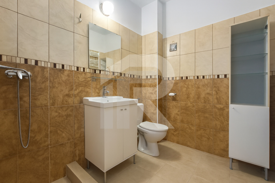 Casa între două păduri - TARTASESTI - DAMBOVITA