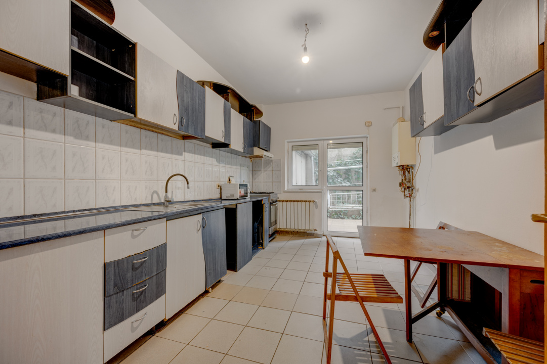 Vila de vanzare Domenii-Ion Mihalache