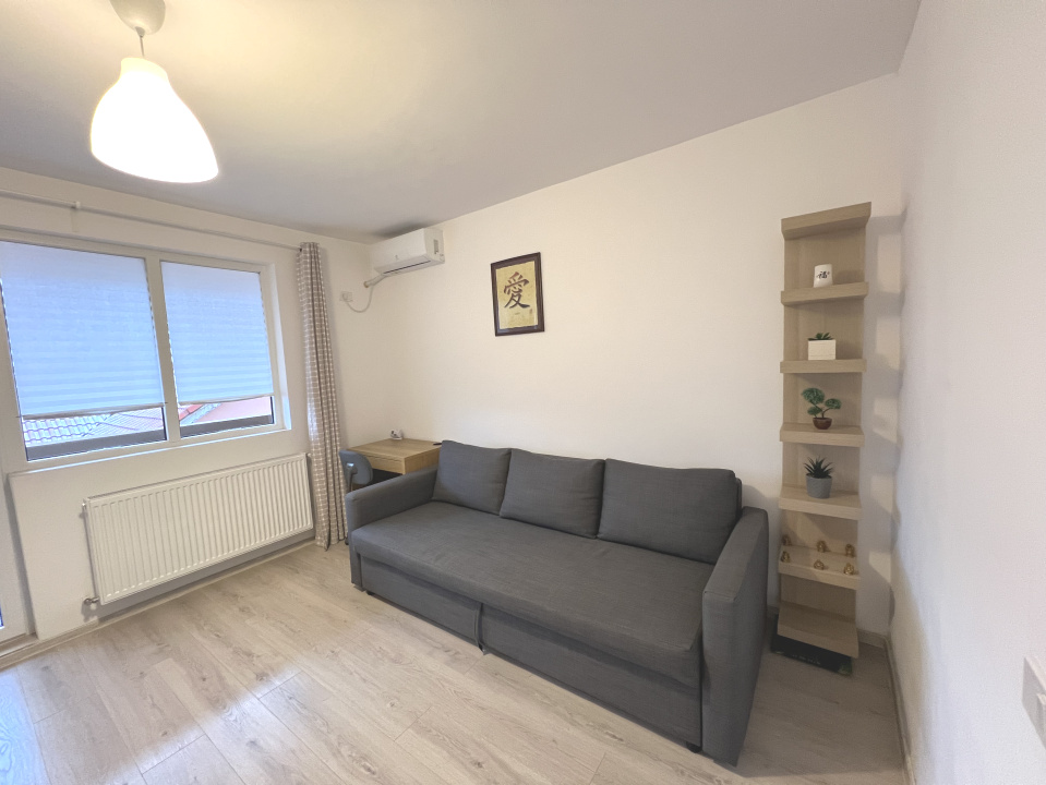 Garsoniera Popesti Leordeni – Zona de case. Parcare.